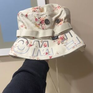 HUF Floral Bucket Hat - Cream and Pink